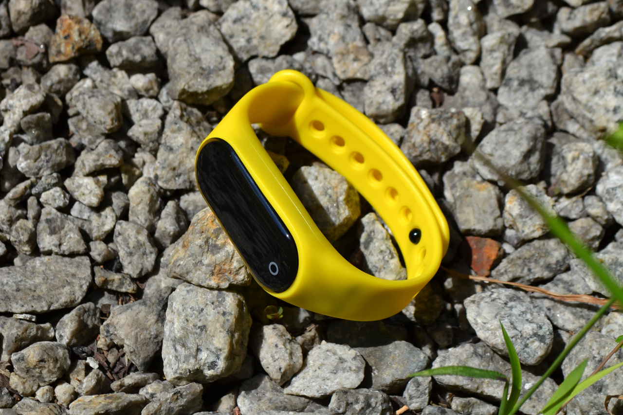 Guardian smart fitness tracker discount